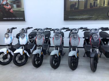 Xe máy điện Yadea X-Zone